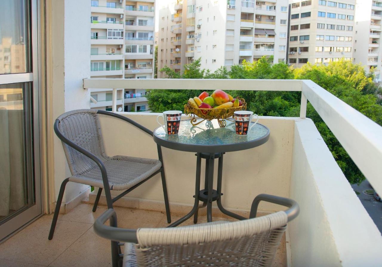 Poseidon Boutique Apartment 2 ลิมาซอล ภายนอก รูปภาพ